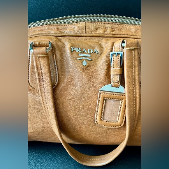 ❤️ SALE!!! ❤️ Prada Caramel Saffiano Leather Shoulder Bag - Picture 7 of 14
